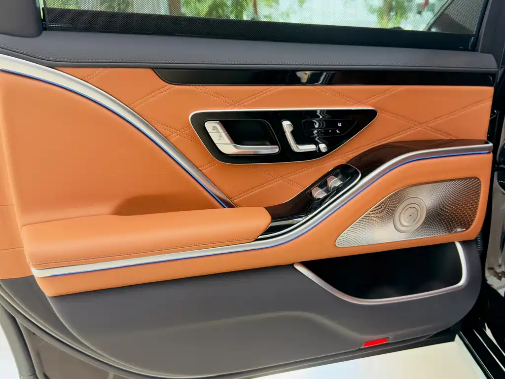 Mercedes-Benz Maybach S-Class 2021 — фото 12