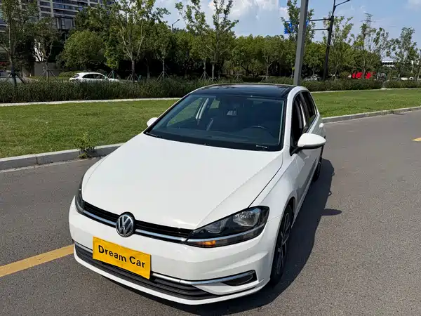 Volkswagen Golf 2020