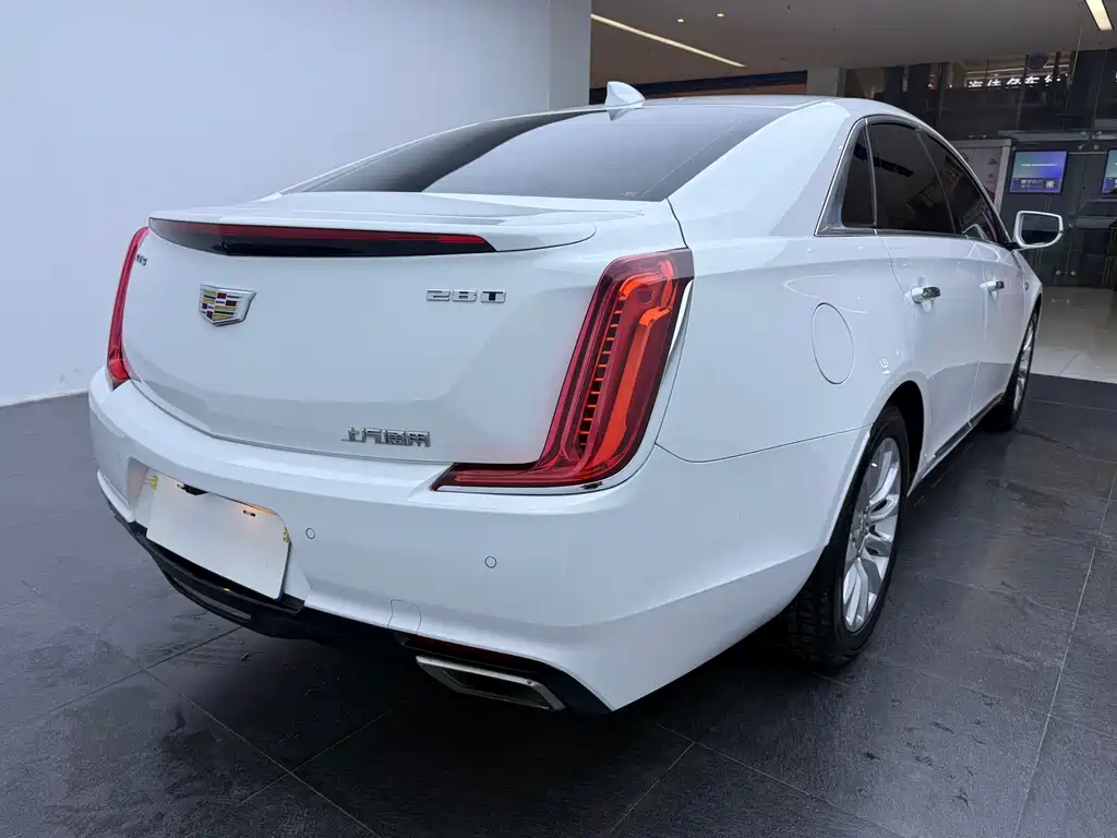 Cadillac XTS 2019 — фото 9