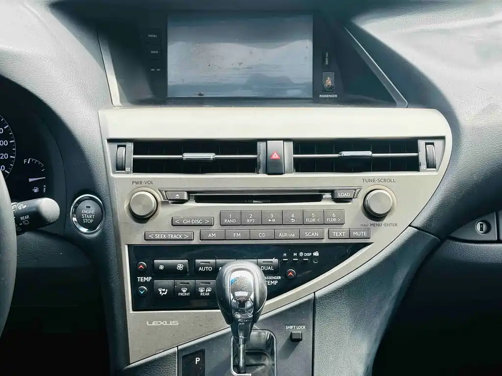 Lexus RX Classic 2015 — фото 16