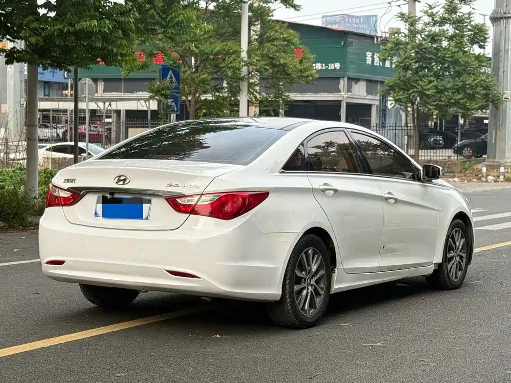 Hyundai Sonata 2013 — фото 4