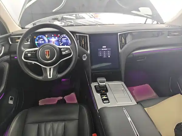 Hongqi HS7 PHEV 2024
