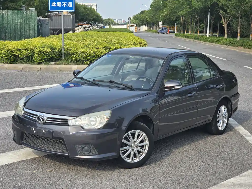 Soueast V3 Lingyue 2015