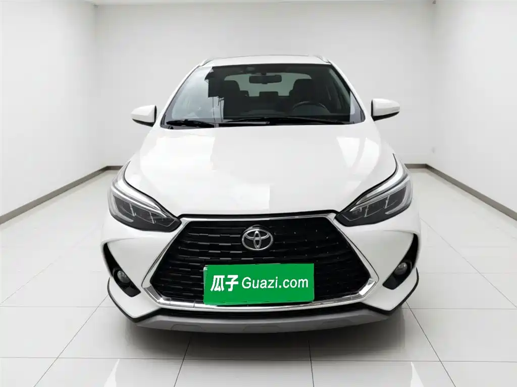 Toyota Yaris L 2021