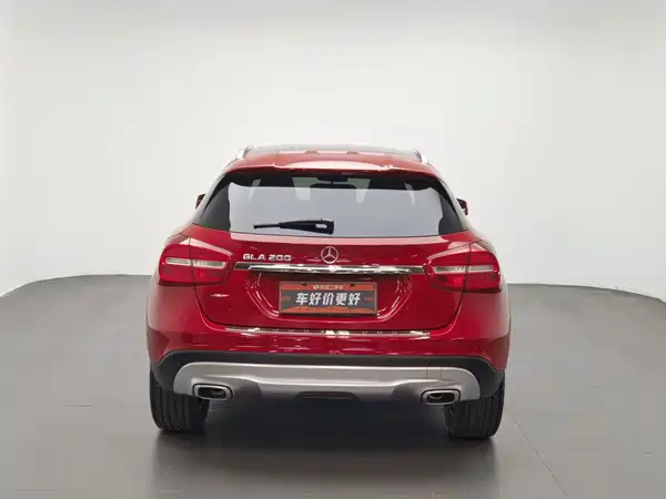 Mercedes-Benz GLA 2015