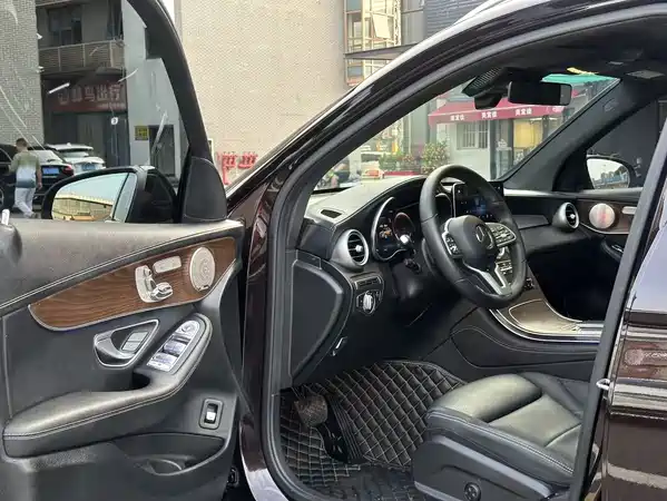 Mercedes-Benz GLC 2022