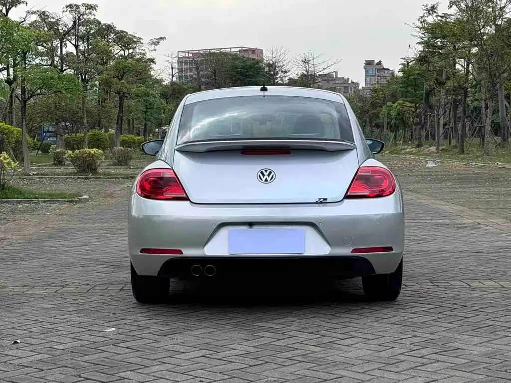 Volkswagen Beetle 2015
