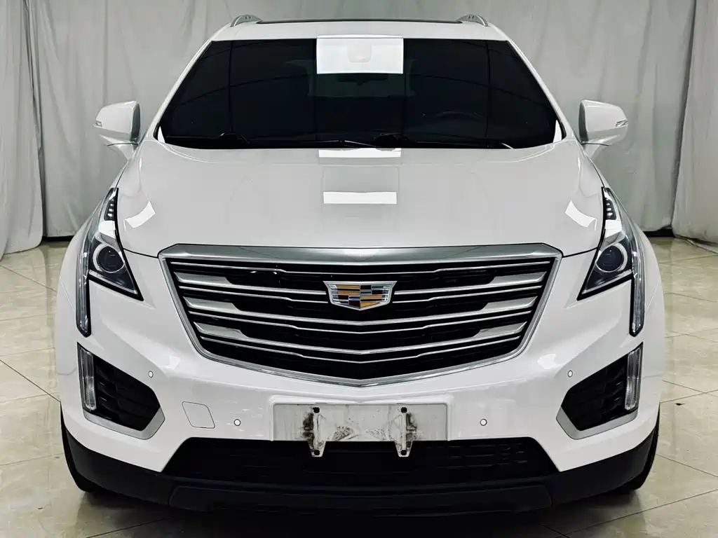 Cadillac XT5 2019 — фото 2
