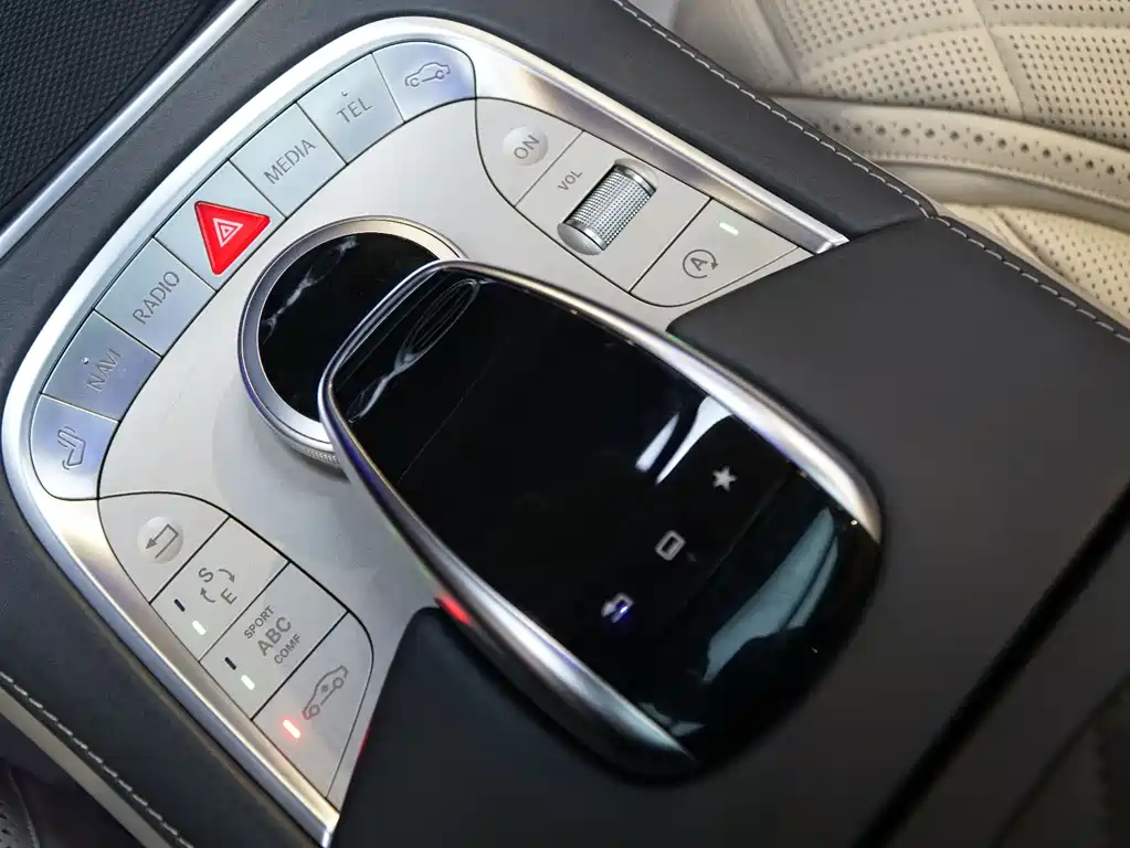 Mercedes-Benz S-Class 2016 — фото 19