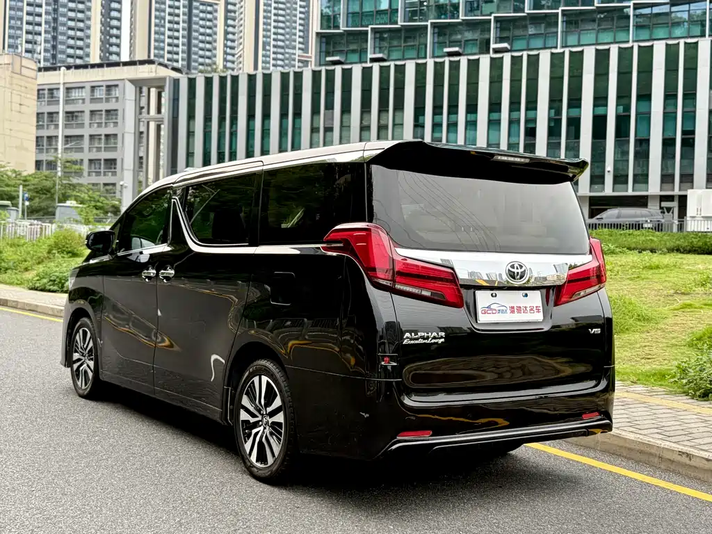 Toyota Alphard 2019 — фото 6