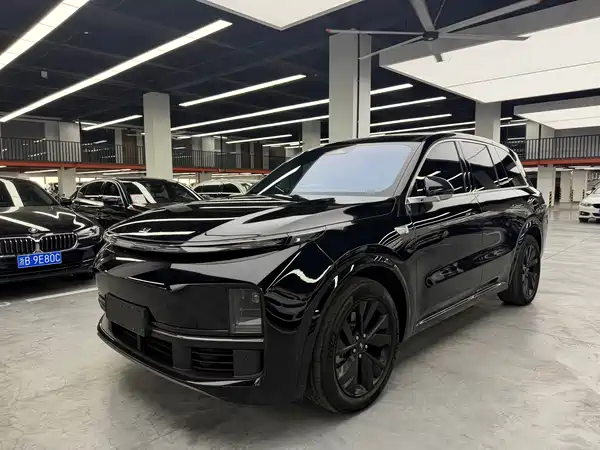Li Auto L8 2023