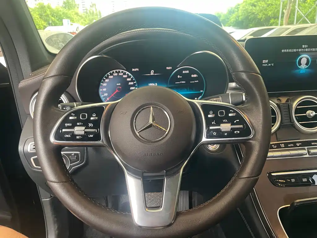 Mercedes-Benz GLC 2019 — фото 18