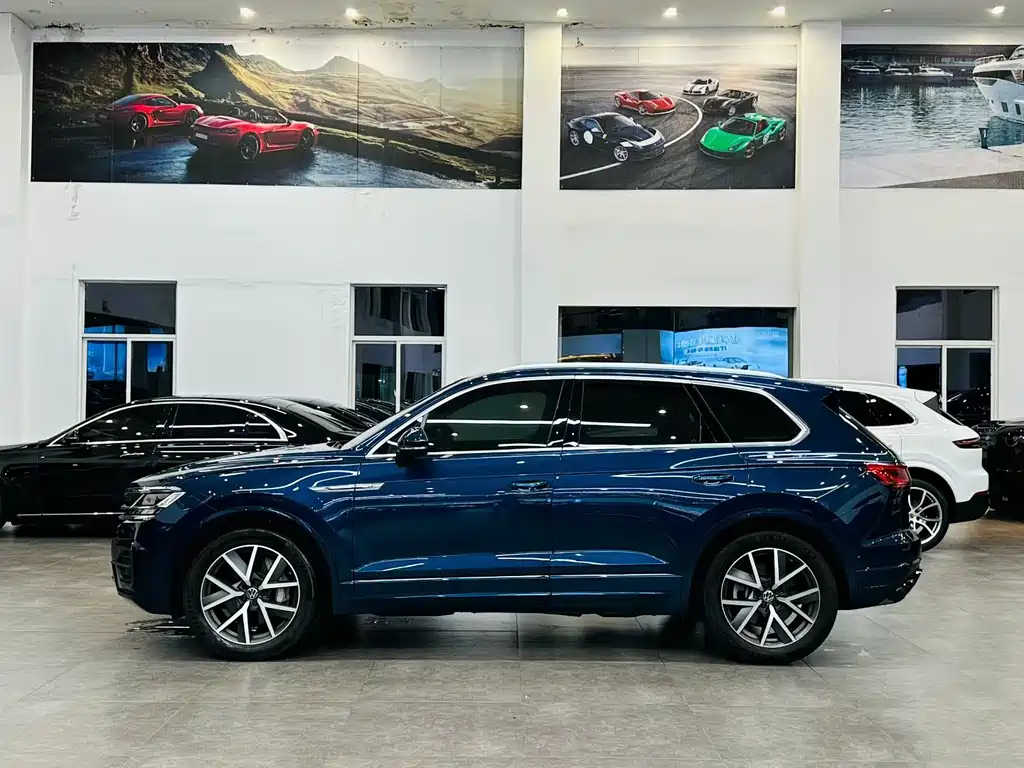 Volkswagen Touareg 2021 — фото 3