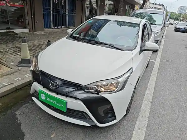 Toyota Yaris L 2017