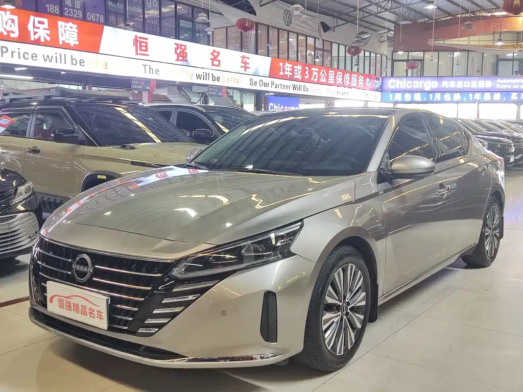 Nissan Teana 2023 — фото 1