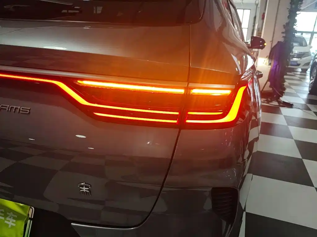 BYD Song PLUS New Energy 2022 — фото 8
