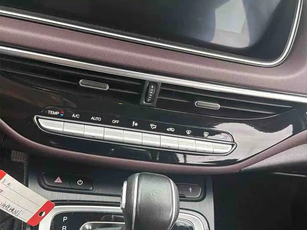 GAC Motor Trumpchi M6 2022 — фото 12