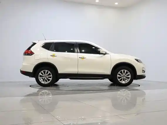Nissan X-Trail 2022 — фото 11