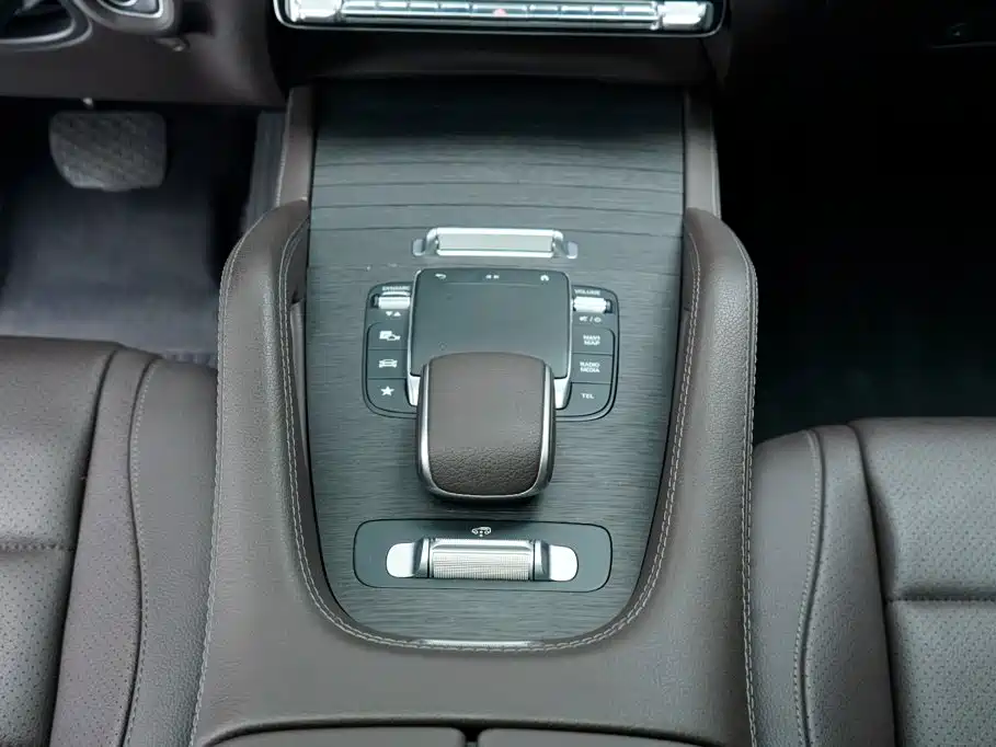 Mercedes-Benz GLE 2020 — фото 21