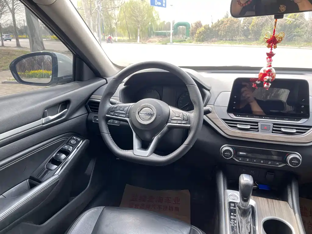 Nissan Teana 2022 — фото 14