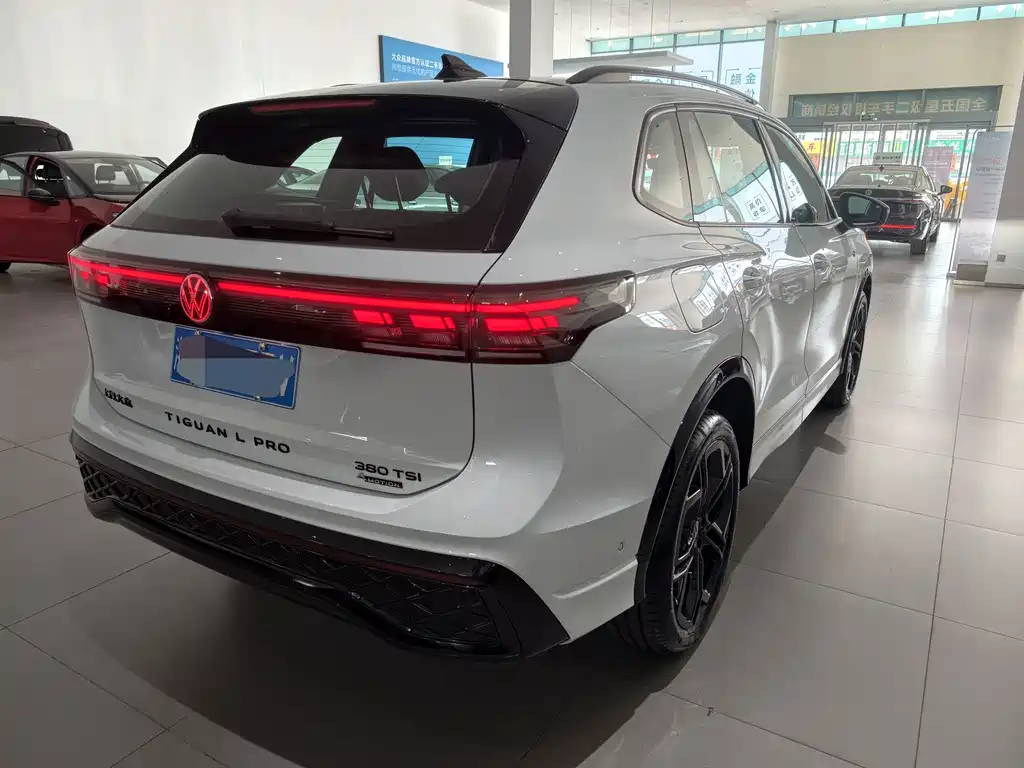 Volkswagen Tiguan L 2026