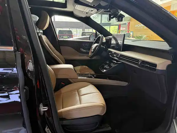 Lincoln Corsair 2022