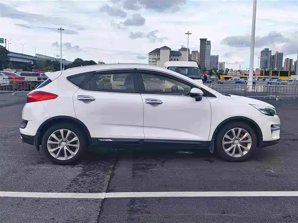 Geely Emgrand GS 2017