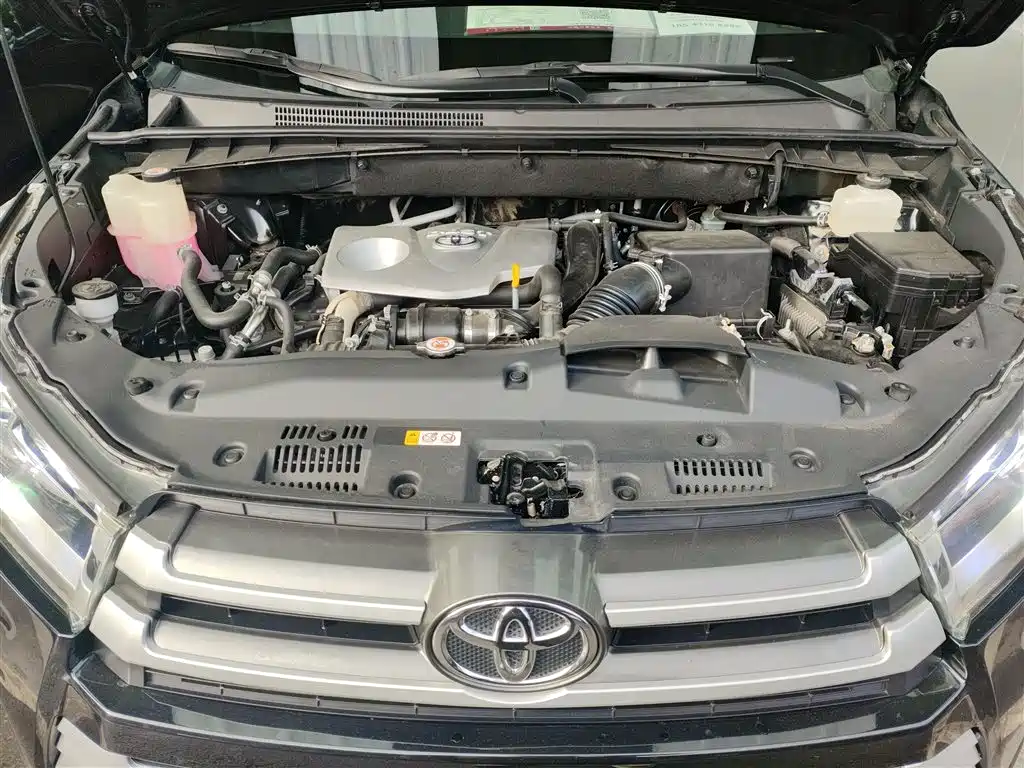 Toyota Highlander 2020 — фото 17