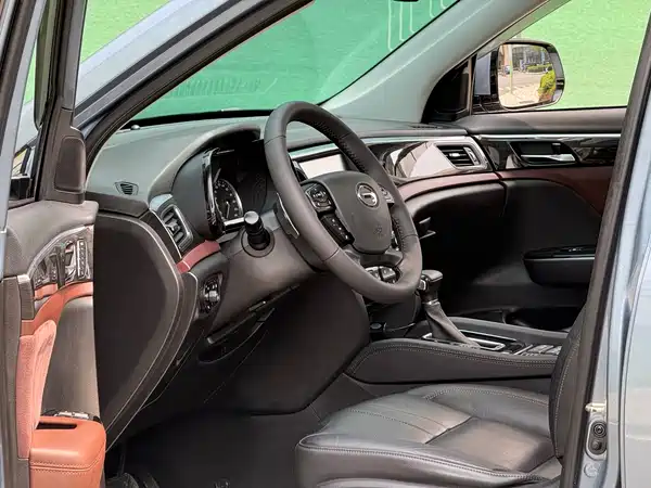 GAC Trumpchi GS8 2017