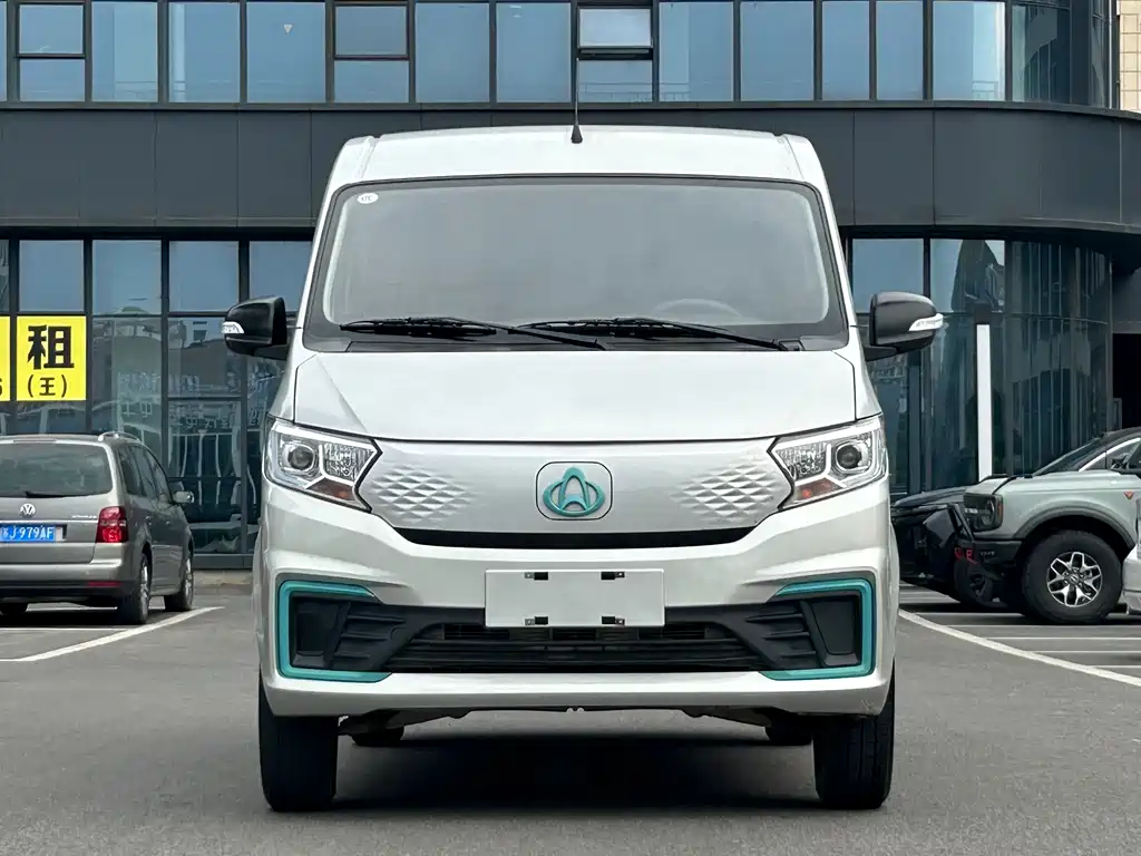 Kuayue Star V5 EV 2024 — фото 2