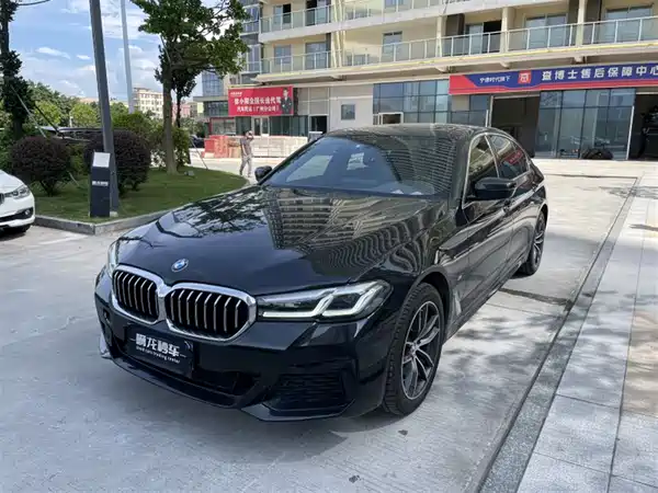 BMW 5 Series 2023