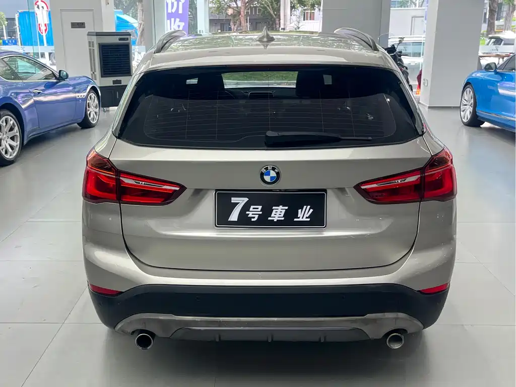 BMW X1 2019 — фото 4
