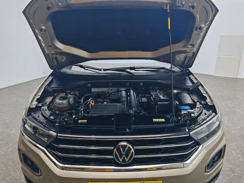 Volkswagen T-Roc 2021 — фото 12