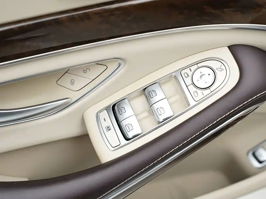 Mercedes-Benz Maybach S-Class 2017 — фото 27