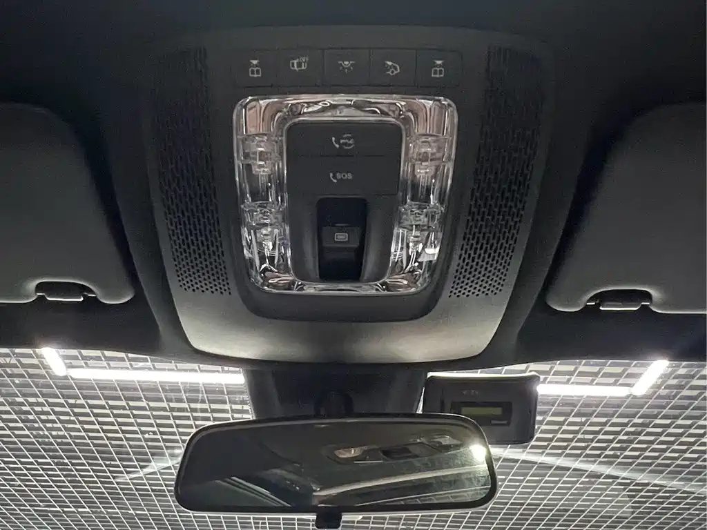 Mercedes-Benz GLB 2023 — фото 17