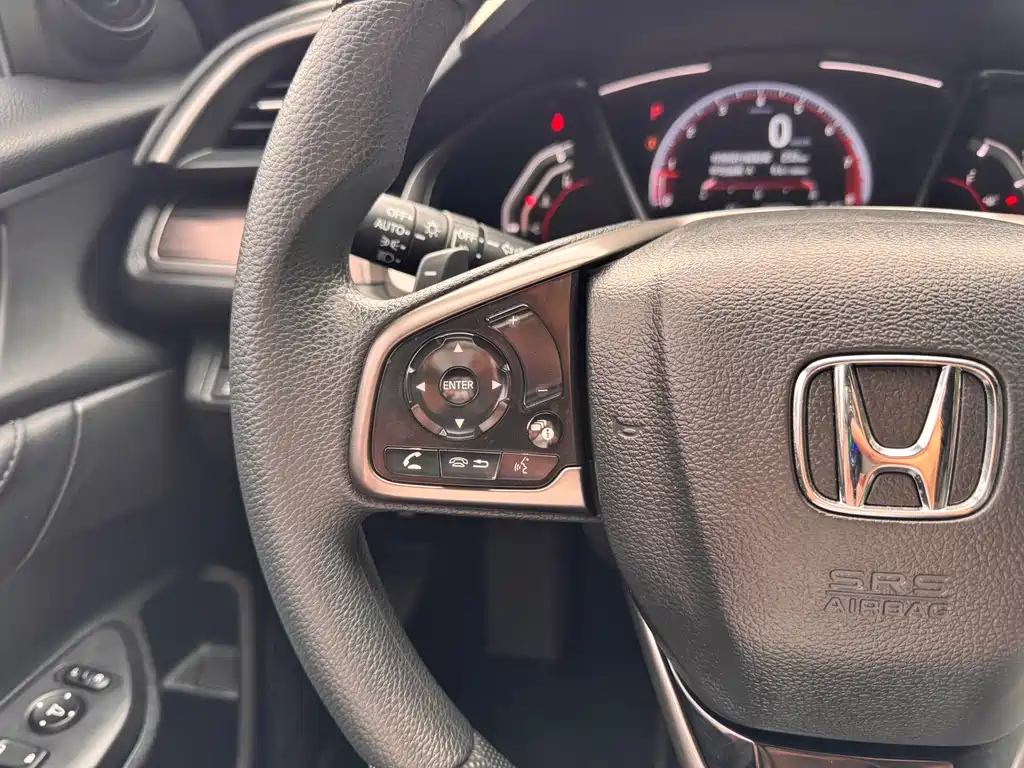 Honda Civic 2020 — фото 19
