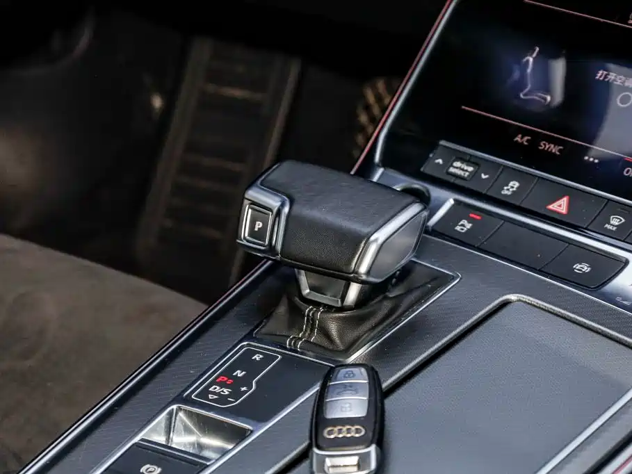 Audi A7L 2024 — фото 28