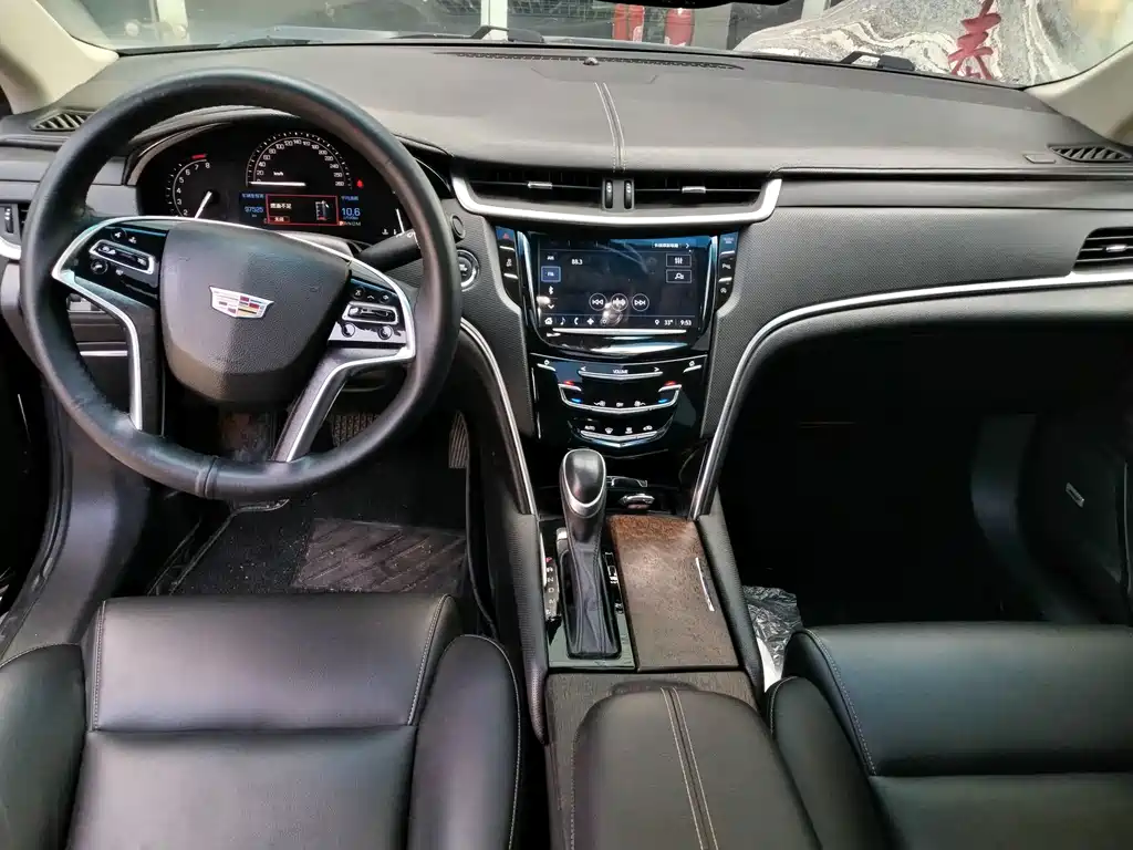 Cadillac XTS 2018 — фото 6