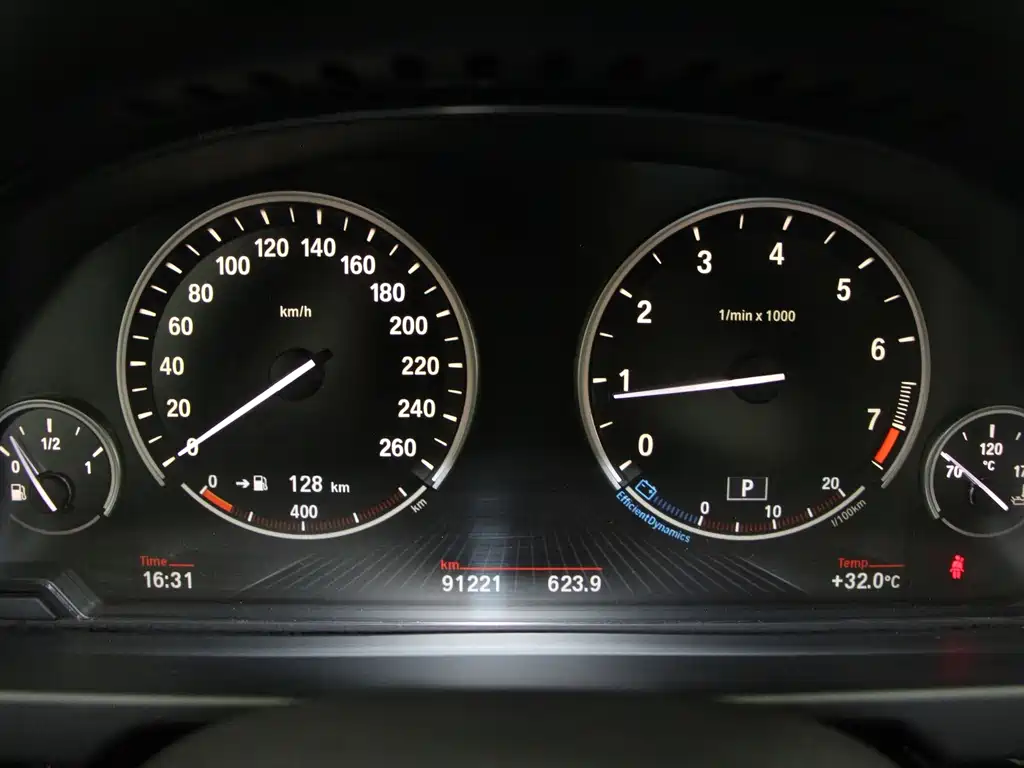 BMW X5 2015 — фото 15