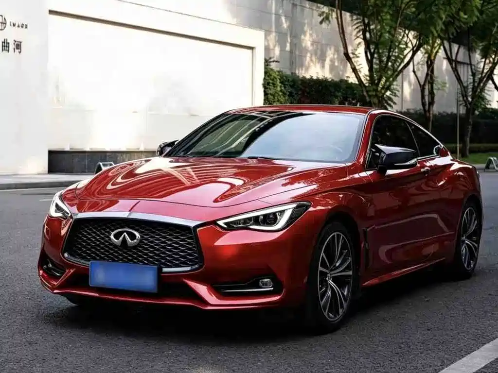 Infiniti Q60 2018 — фото 1