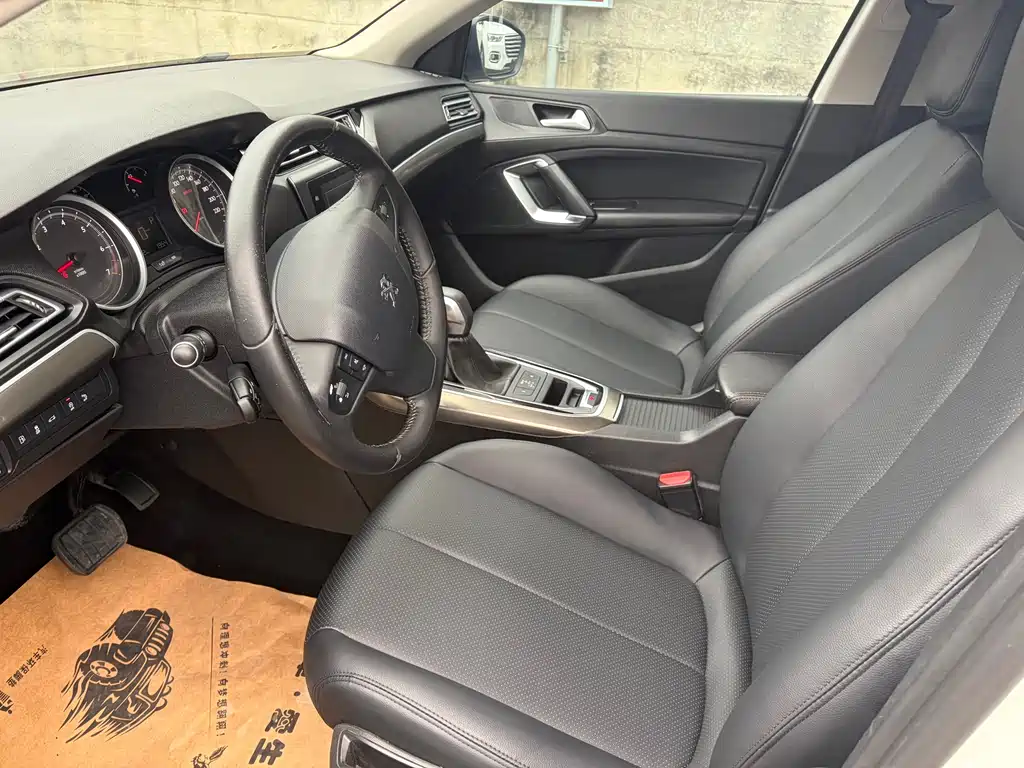 Peugeot 408 2017