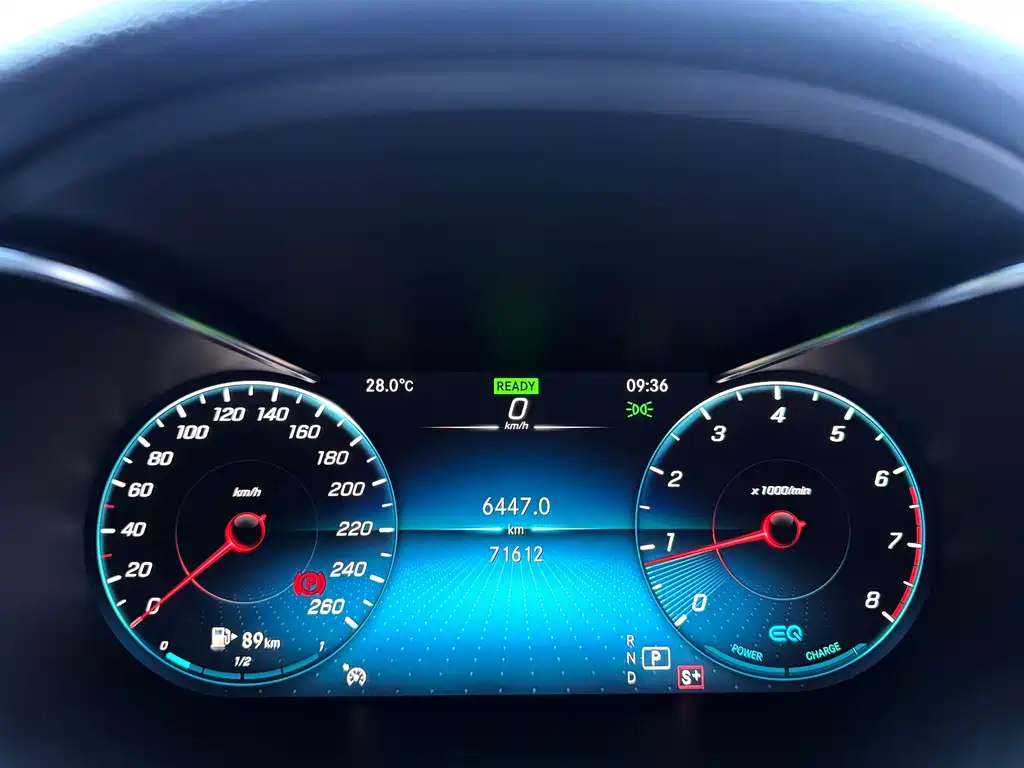 Mercedes-Benz C-Class 2020 — фото 20
