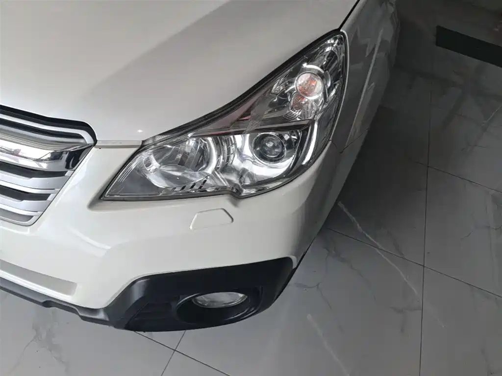 Subaru Outback 2014 — фото 24