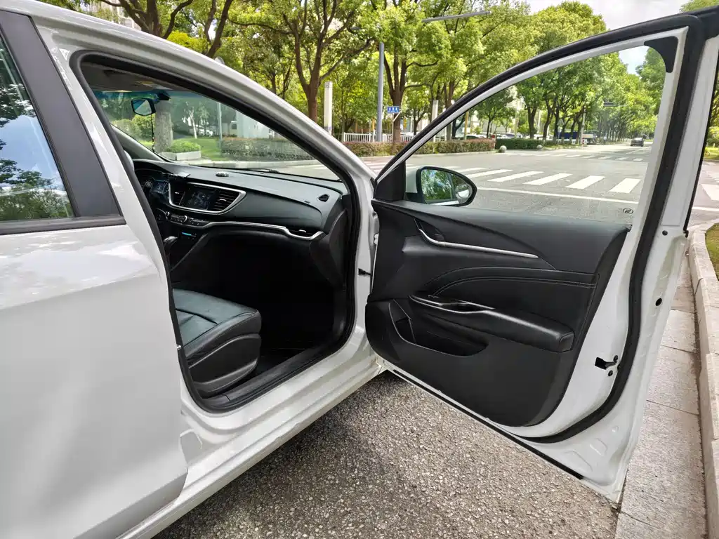 Buick Excelle GT 2015 — фото 15