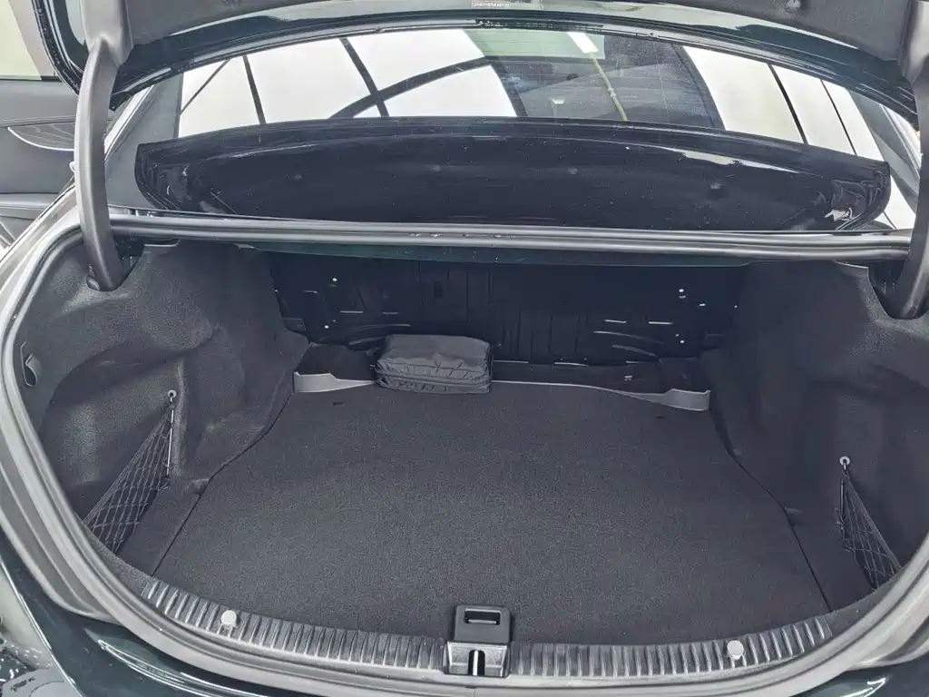 Mercedes-Benz C-Class 2021 — фото 12