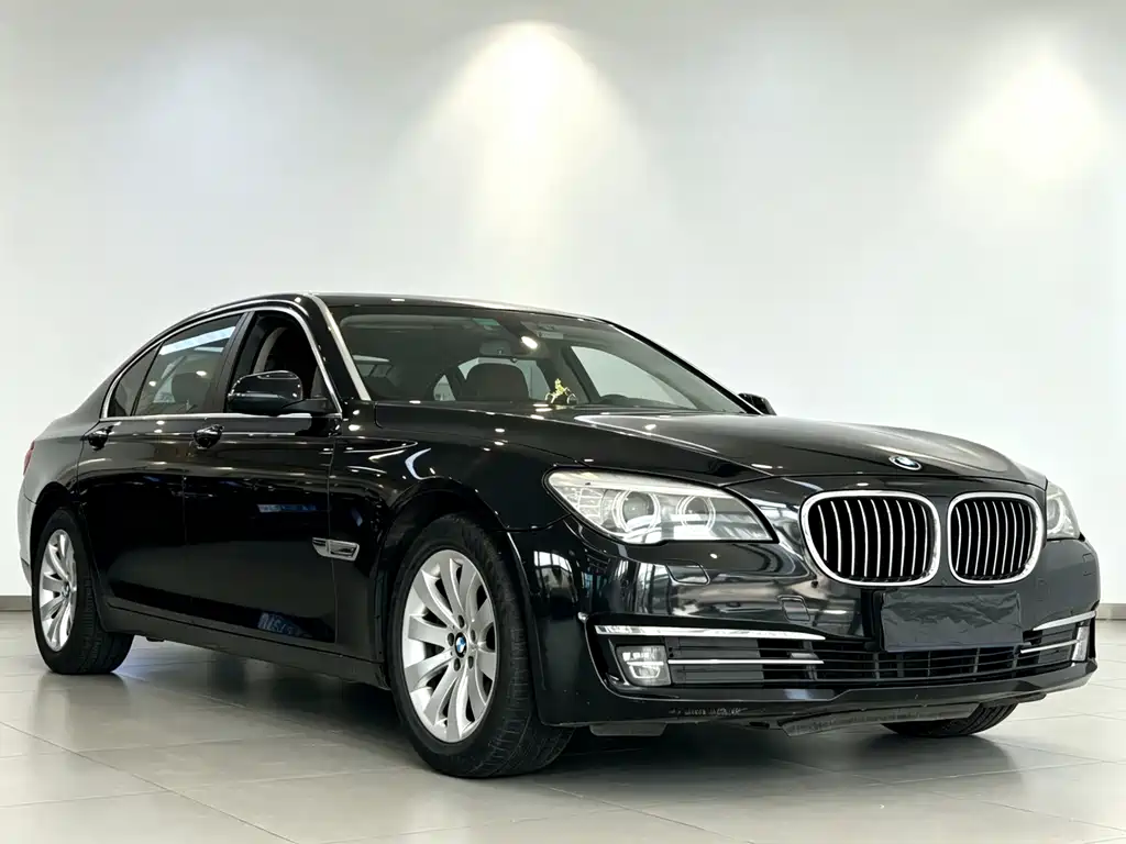 BMW 7 Series 2013 — фото 5