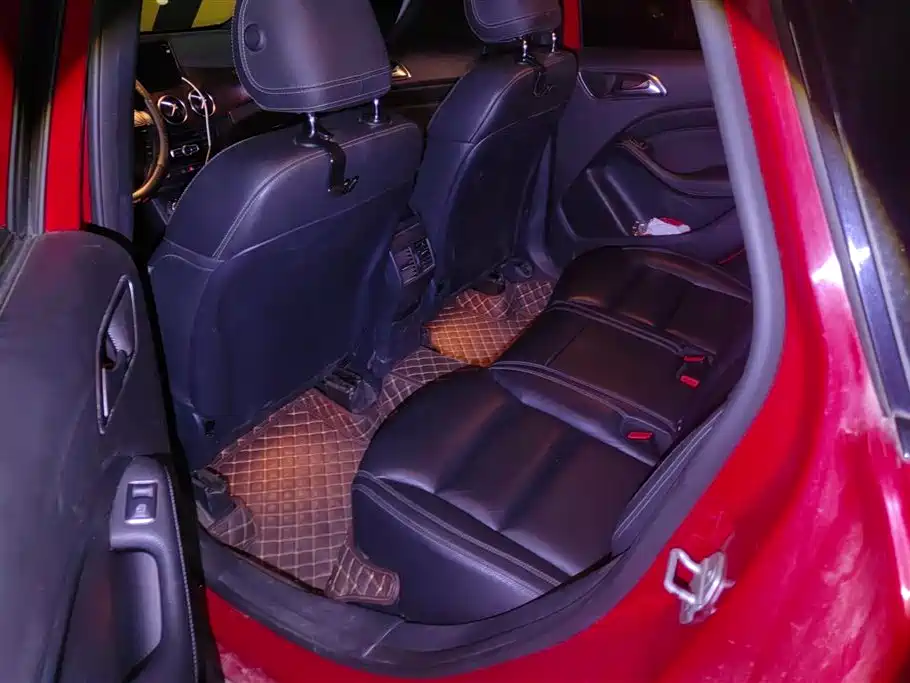Mercedes-Benz B-Class 2014 — фото 11