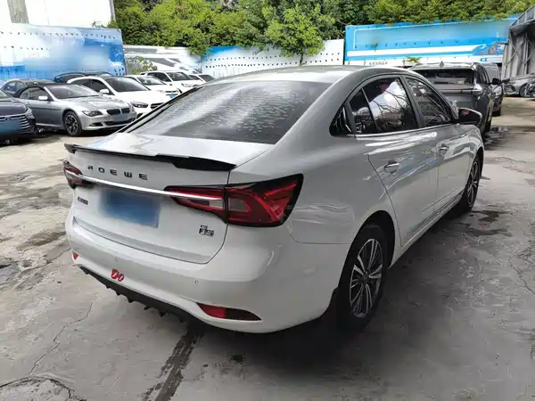 Roewe i5 2019