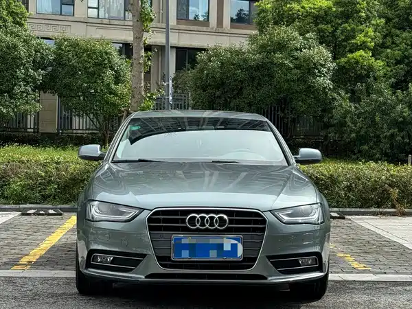 Audi A4L 2013