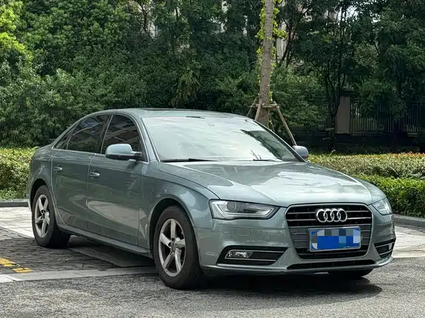 Audi A4L 2013